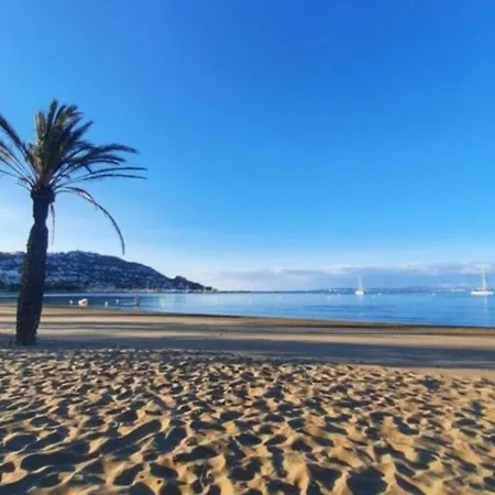 Apartment 2179 Rocmar 7 4-b, Excelente Situacion Frente Al Puerto Pesquero Y Con Vista A La Bahia. Gran Terraza. Gran Parking Publico Delante. - Es-258-54
