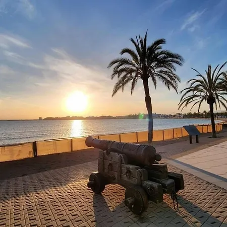 Apartment 2179 Rocmar 7 4-b, Excelente Situacion Frente Al Puerto Pesquero Y Con Vista A La Bahia. Gran Terraza. Gran Parking Publico Delante. - Es-258-54 Roses